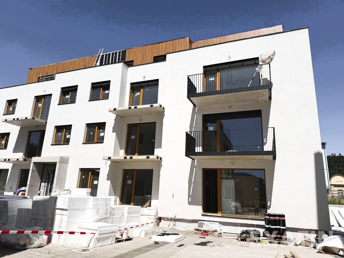 4+kk, náměstí Osvoboditelů, Praha Radotín, 97 m² - 1