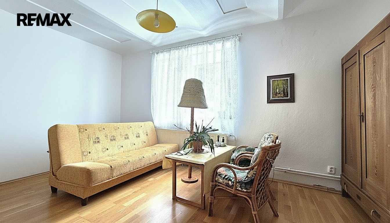Rodinný dům · 90 m² · V Edenu 236, Peruc - 3