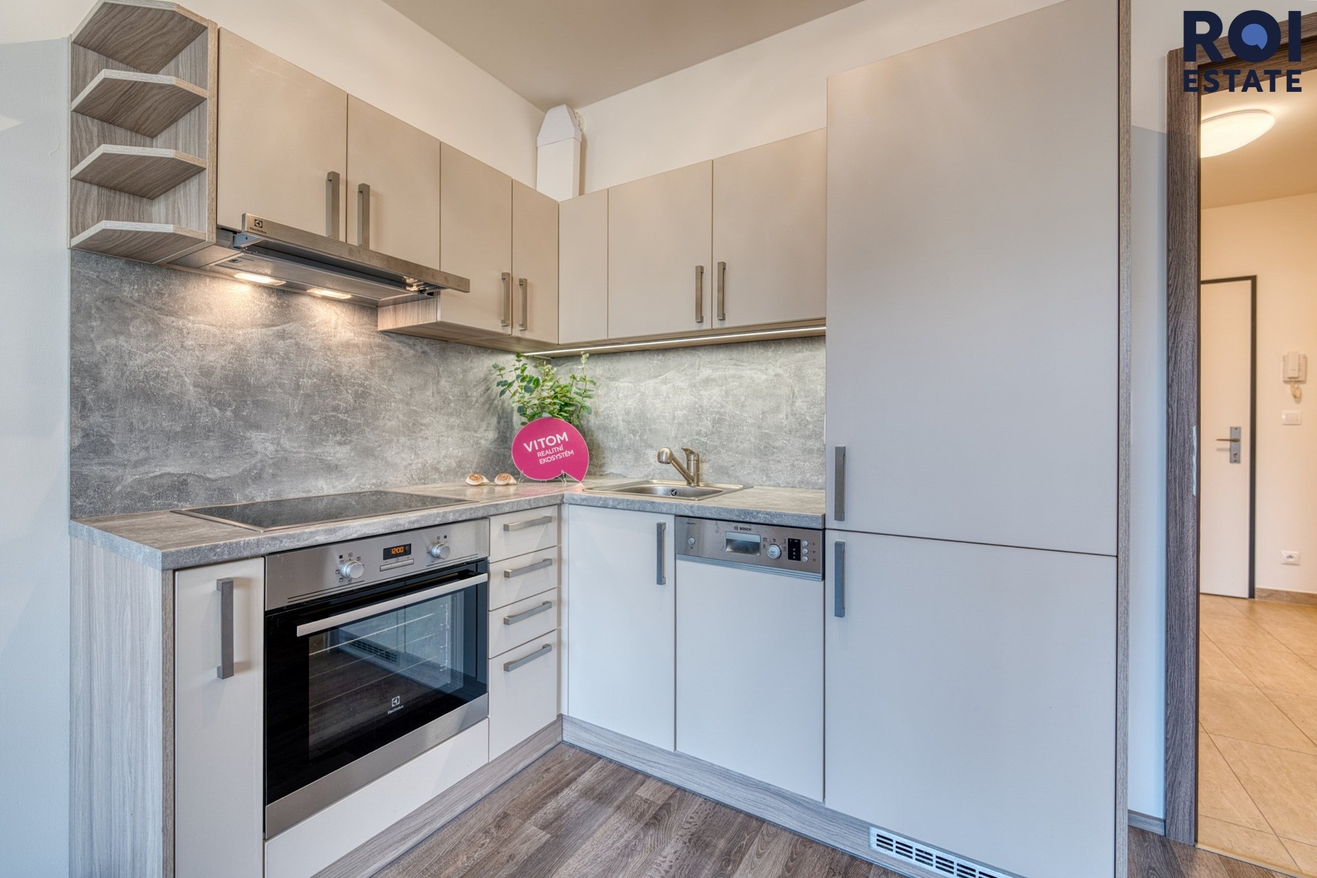 Byt 1+kk · 33 m² · Strnadových, Praha - 4