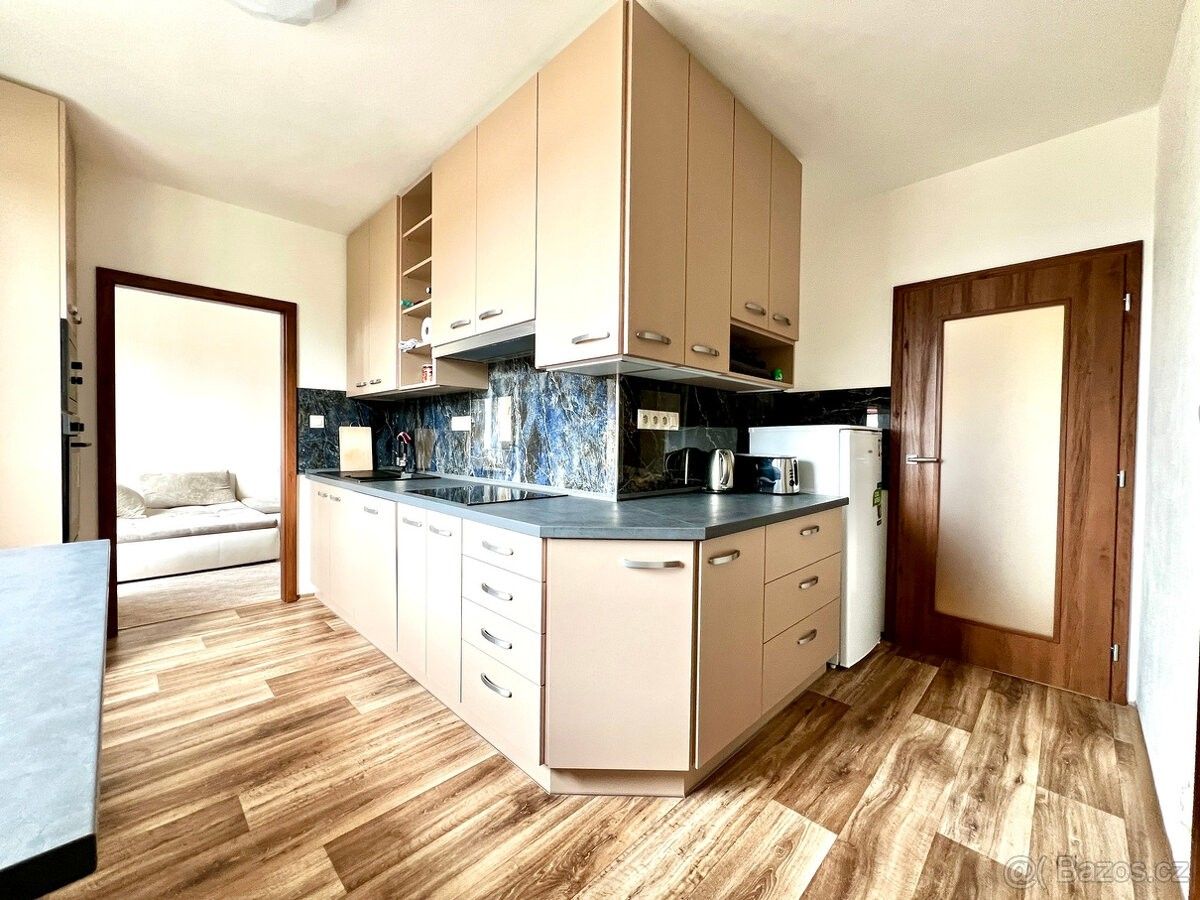 Byty, Polička, 572 01