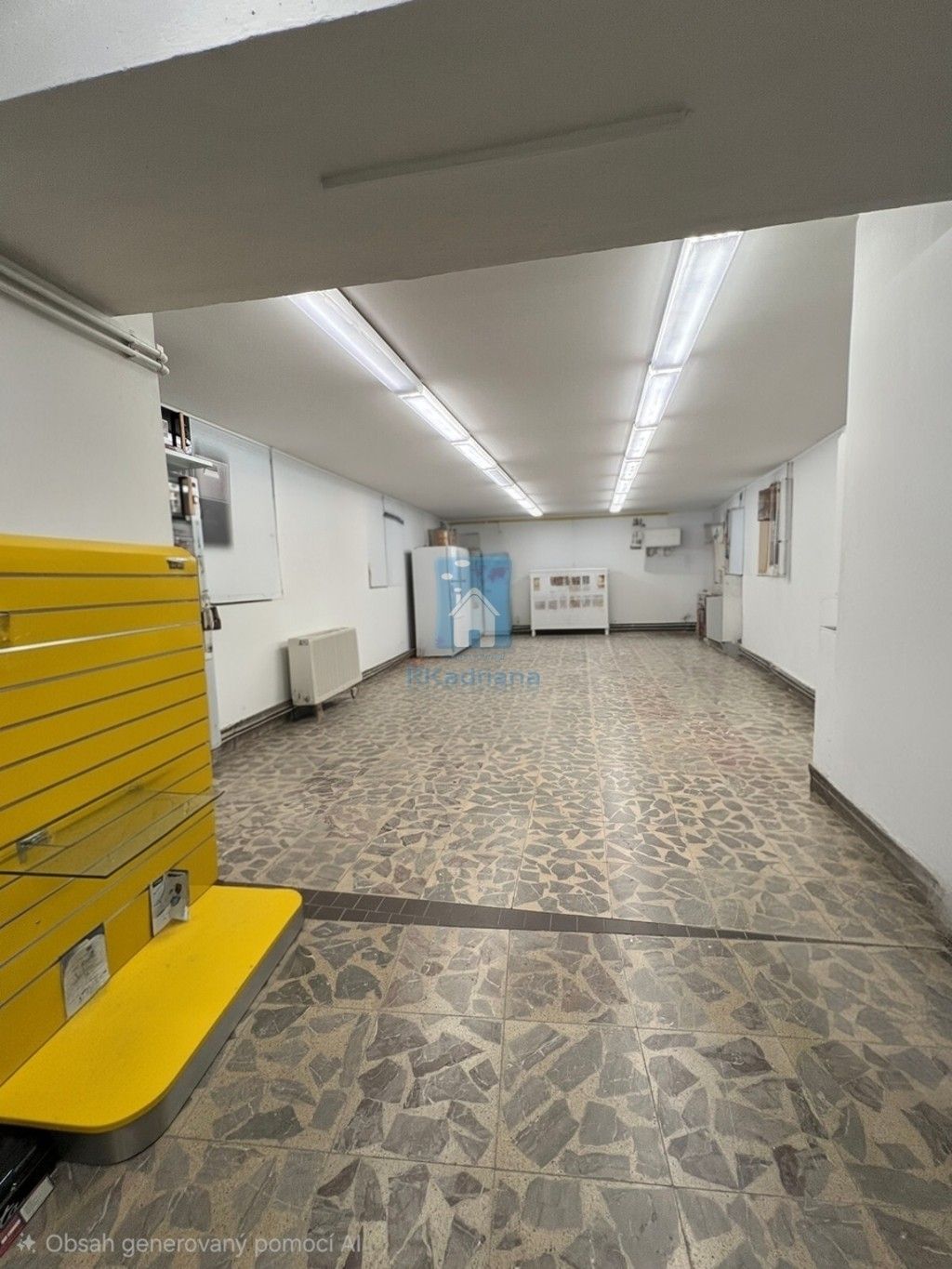 Pronájem obchodní prostory - Husova třída, Domažlice Dolejší Předměstí, 285 m² - 5