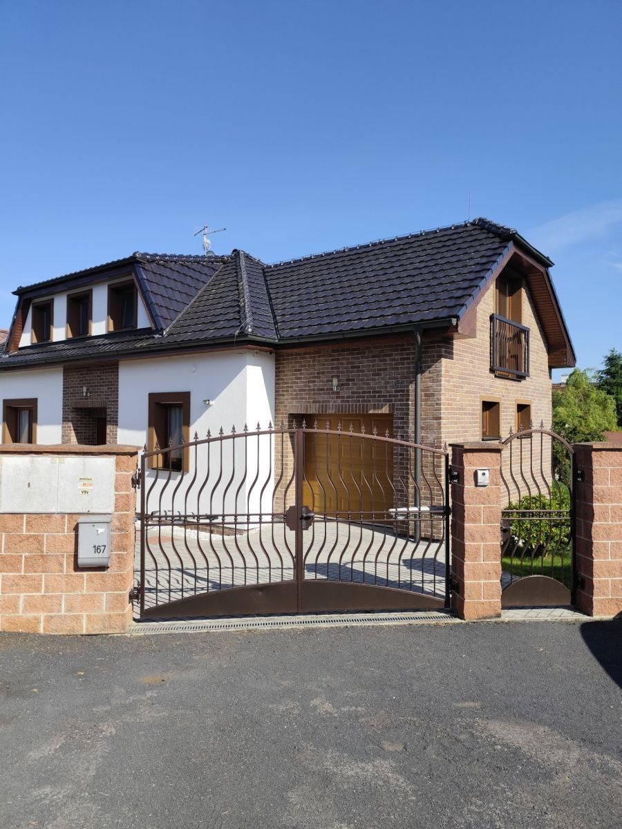 Rodinné domy, Velká Hleďsebe - Klimentov, Karlovarský kraj, 248 m² - 1
