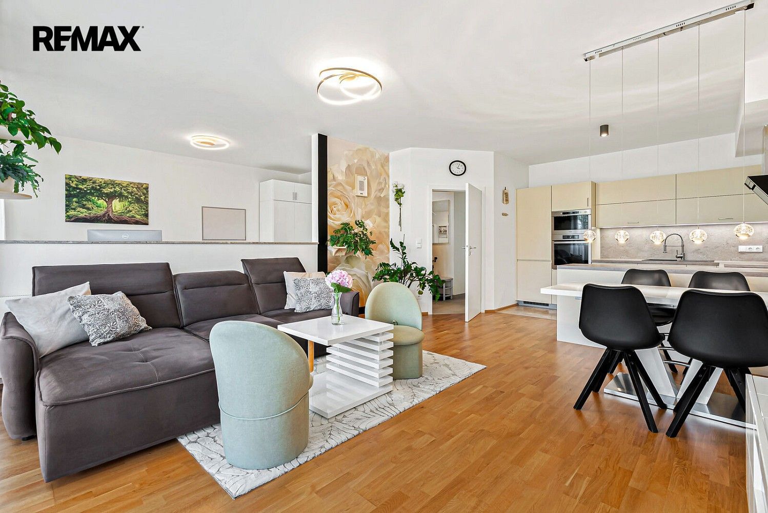 Byt 4+kk · 104 m² · Praha - Karlín, okres Praha 8, Hlavní město Praha - 4