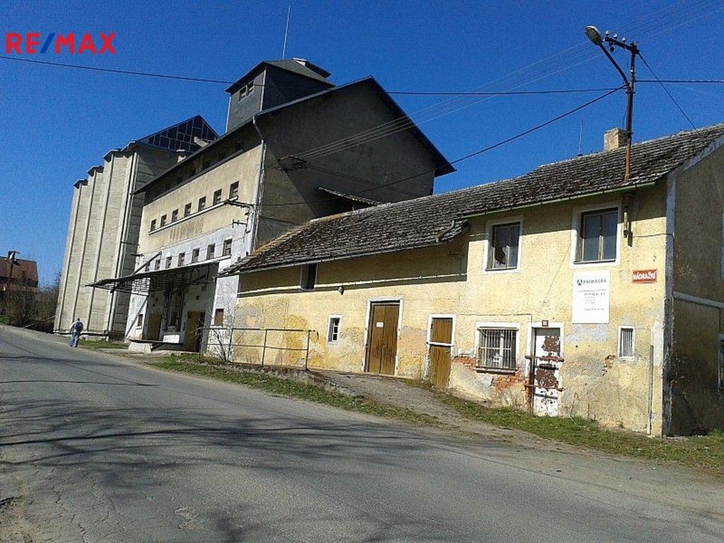 Prodej komerční - Nádražní, Poběžovice, 1 m²