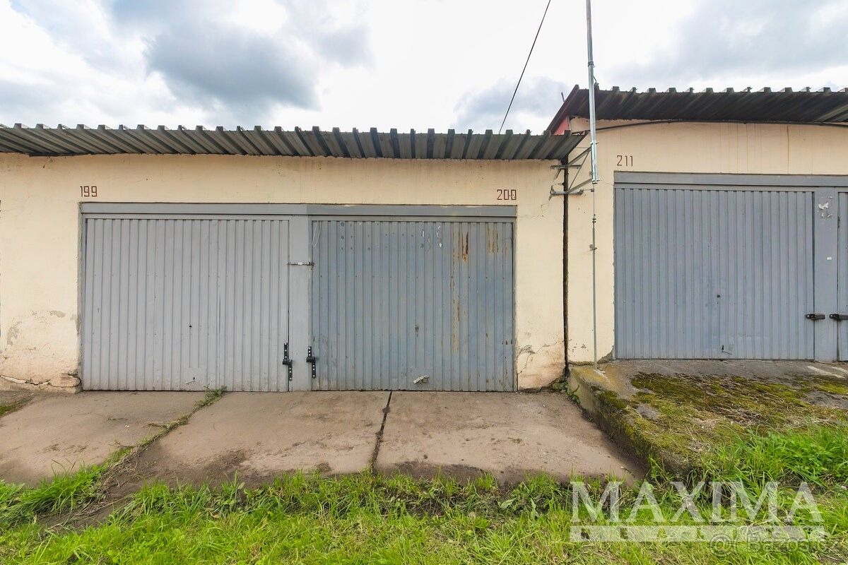 Garáže, Liberec, 460 01