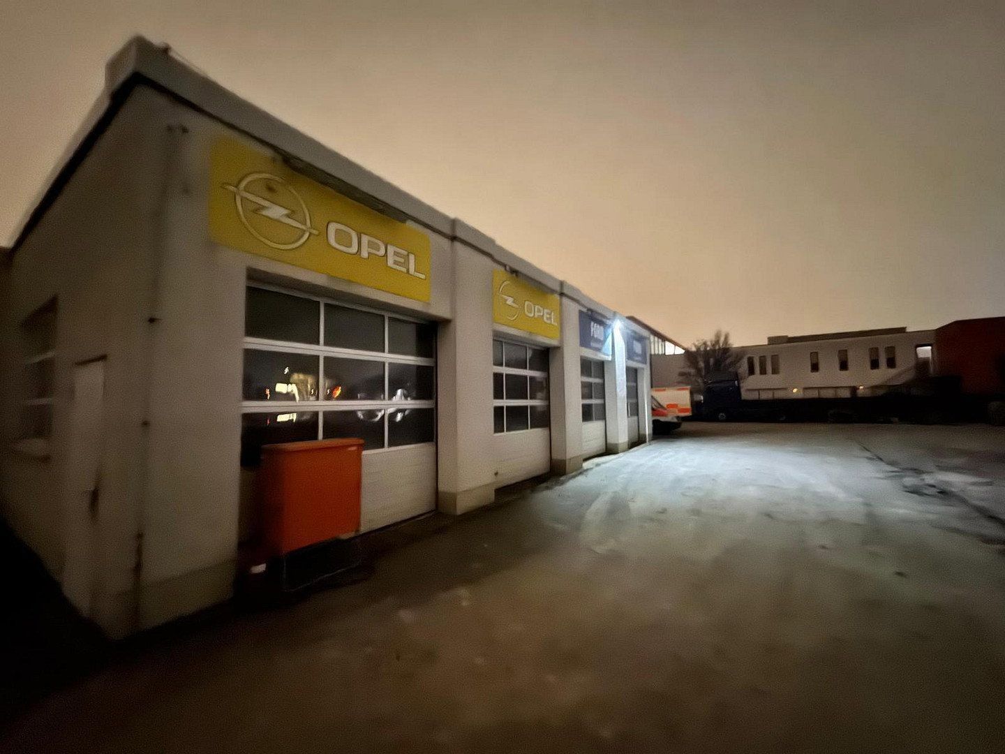 Obchodní prostory, Berlin, Otto-Franke-Straße, 87 Berlin Adlershof Berlin 12489, 600 m² - 2