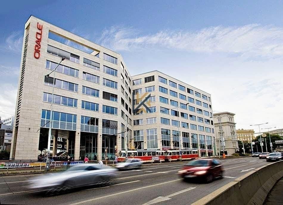 Pronájem kancelář - Škrétova, Praha, 485 m²