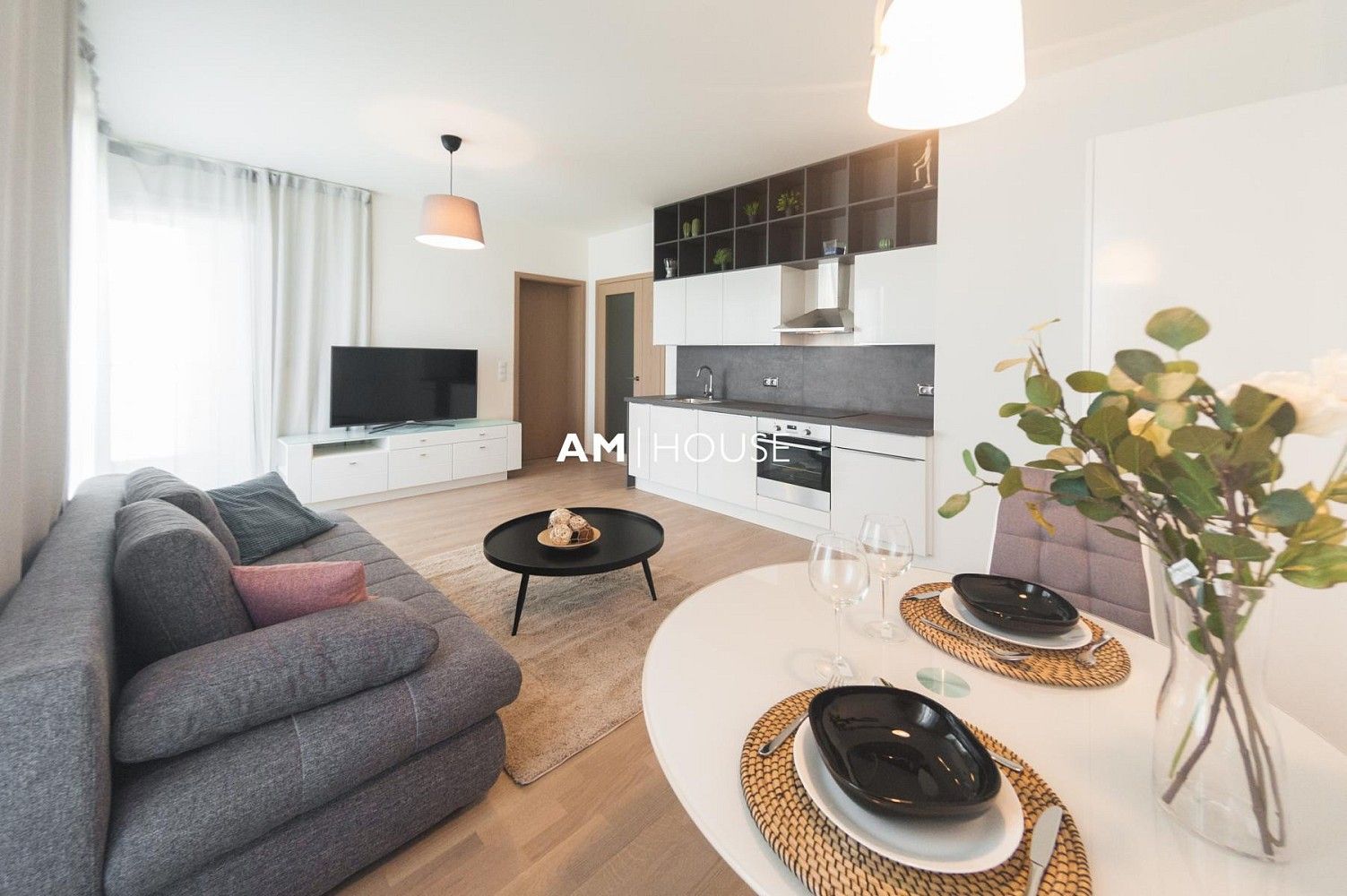 Pronájem byt 2+kk - Sanderova, Praha 7 - Holešovice, 50 m² - 2