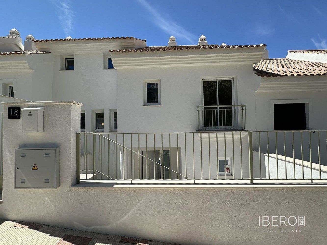 Prodej rodinný dům - Torrequebrada, ES, 231 m² - 2