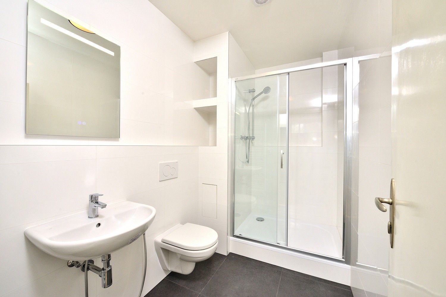Pronájem byt 3+kk - Praha - Kobylisy, okres Praha 8, Hlavní město Praha, 82 m² - 5