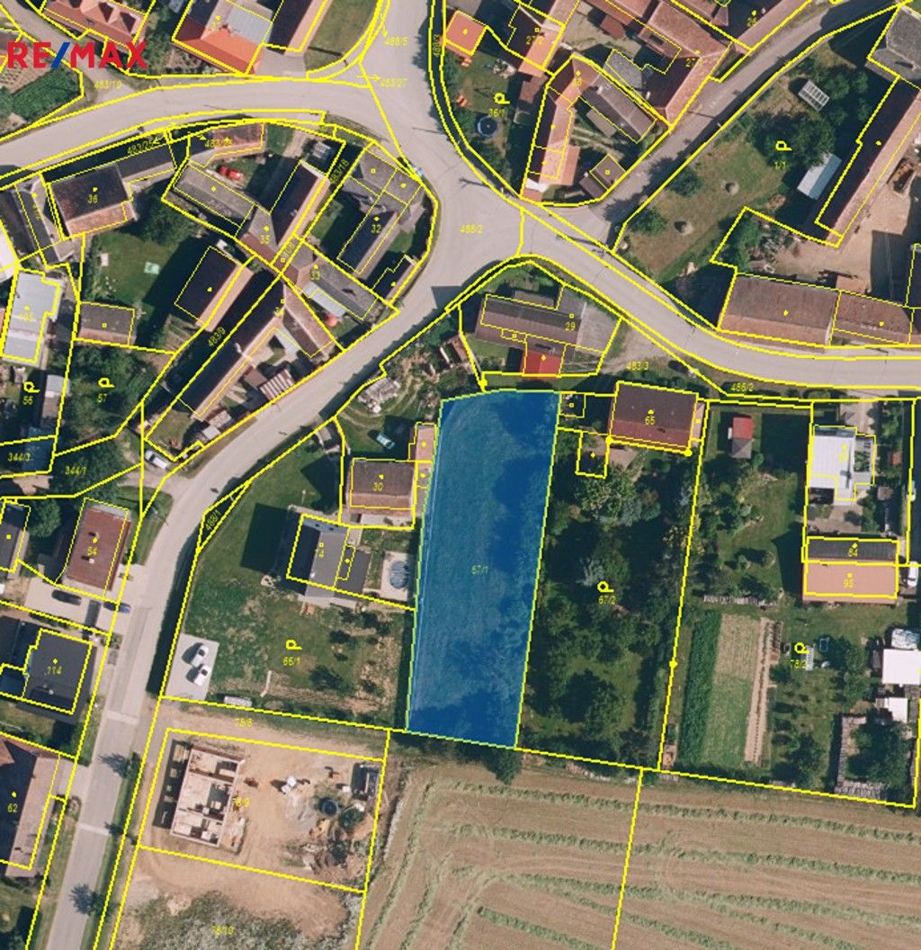 Pozemky pro bydlení, Dolní Lažany, 1 m²