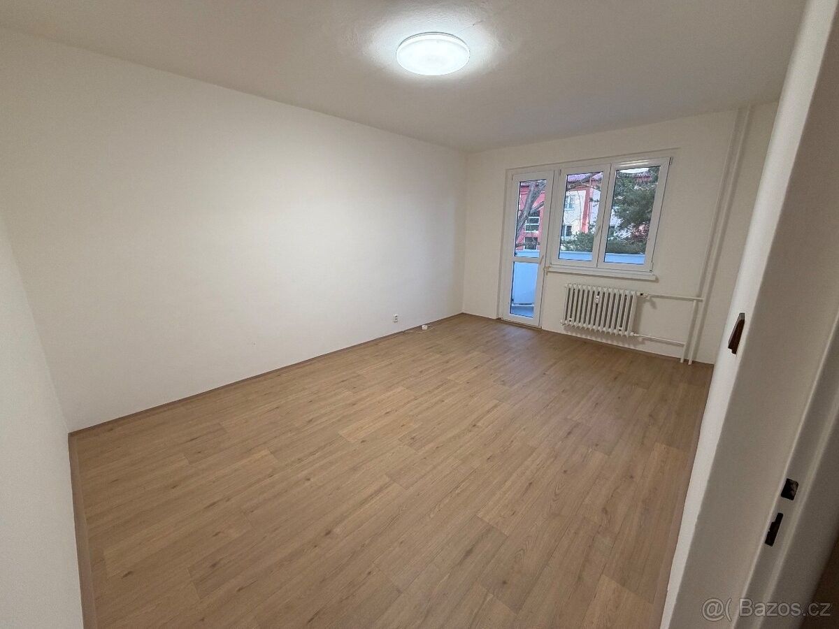 Pronájem byt - Uherský Brod, 688 01