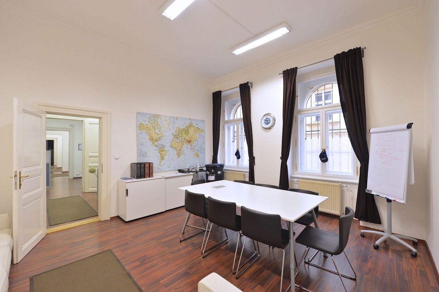 Kancelář · 104 m² · Praha - 3