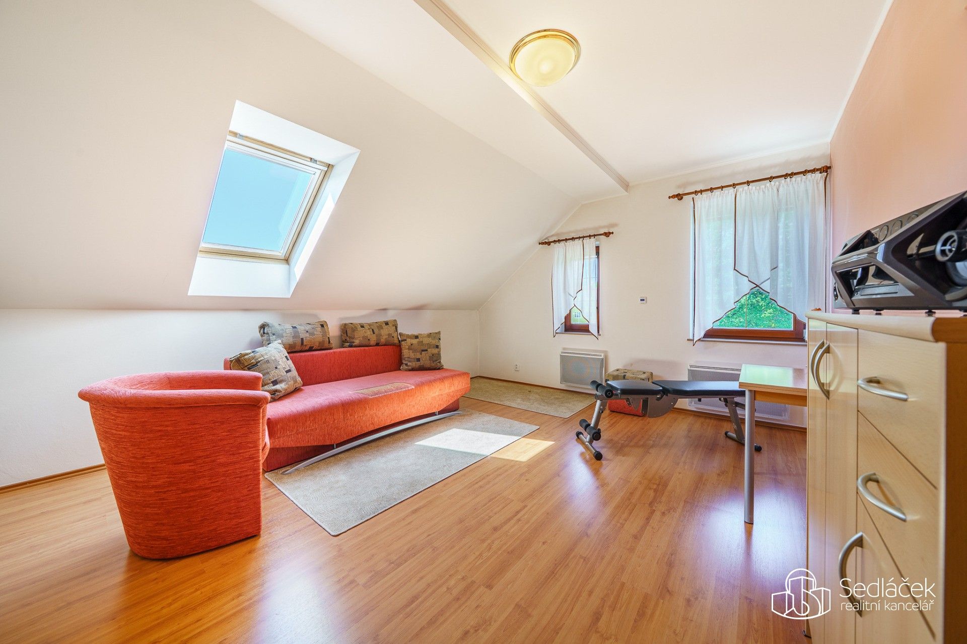 Prodej byt 3+1 - Tašovice, Karlovy Vary, 132 m²