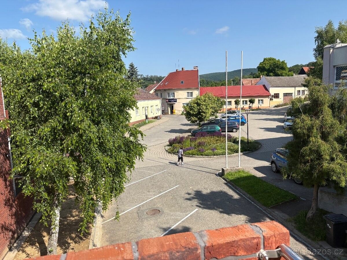 Pronájem byt - Osvětimany, 687 42 - 5