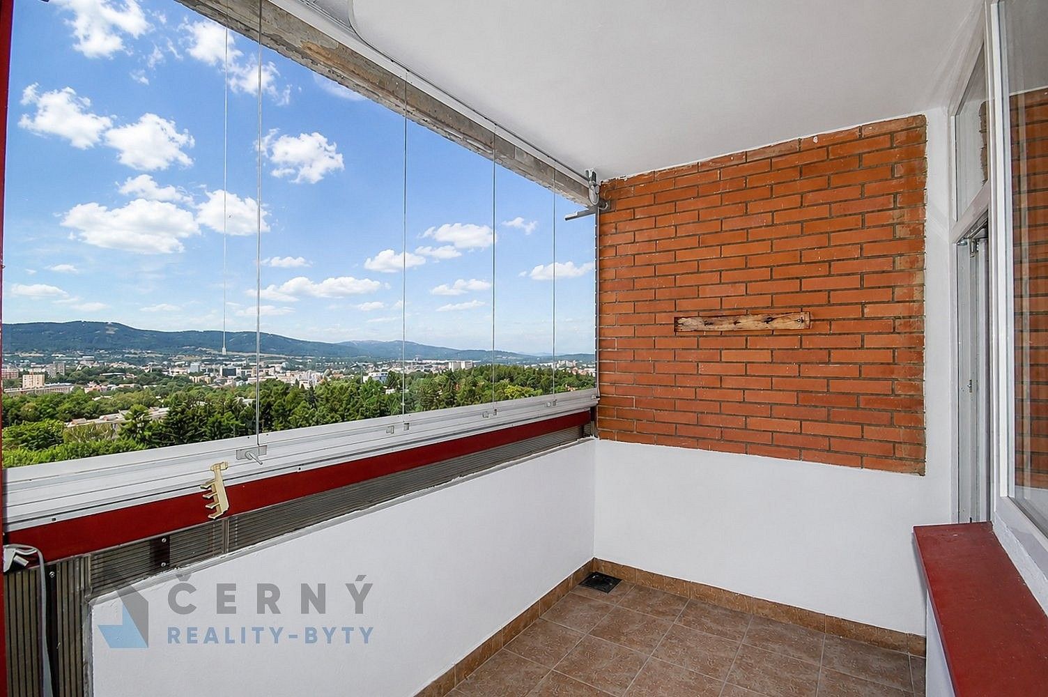 Byt 3+1 · 80 m² · Liberec - Liberec XV-Starý Harcov, Liberecký kraj - 4