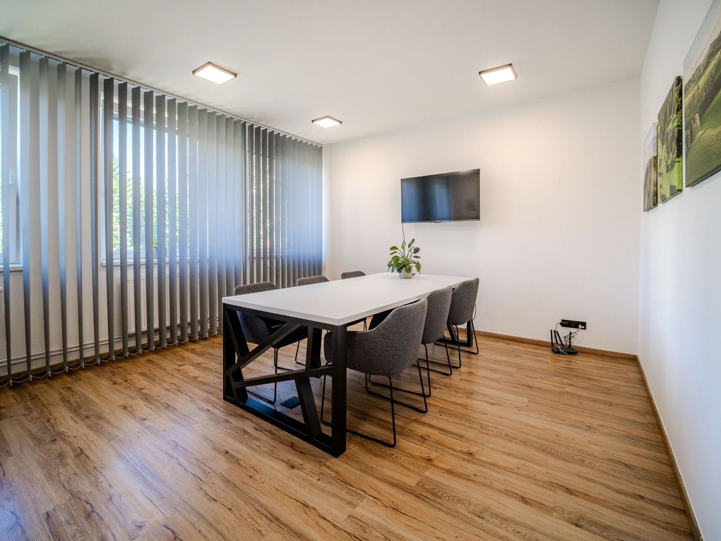 Kanceláře, Hybešova, Šumperk, 293 m² - 1