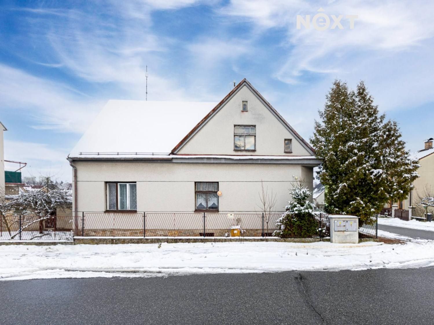 Rodinné domy, III, Jindřichův Hradec, 160 m²