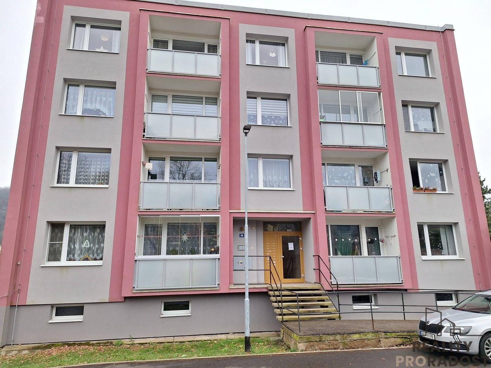 2+1, XXVII-Březiny, Děčín, 50 m²