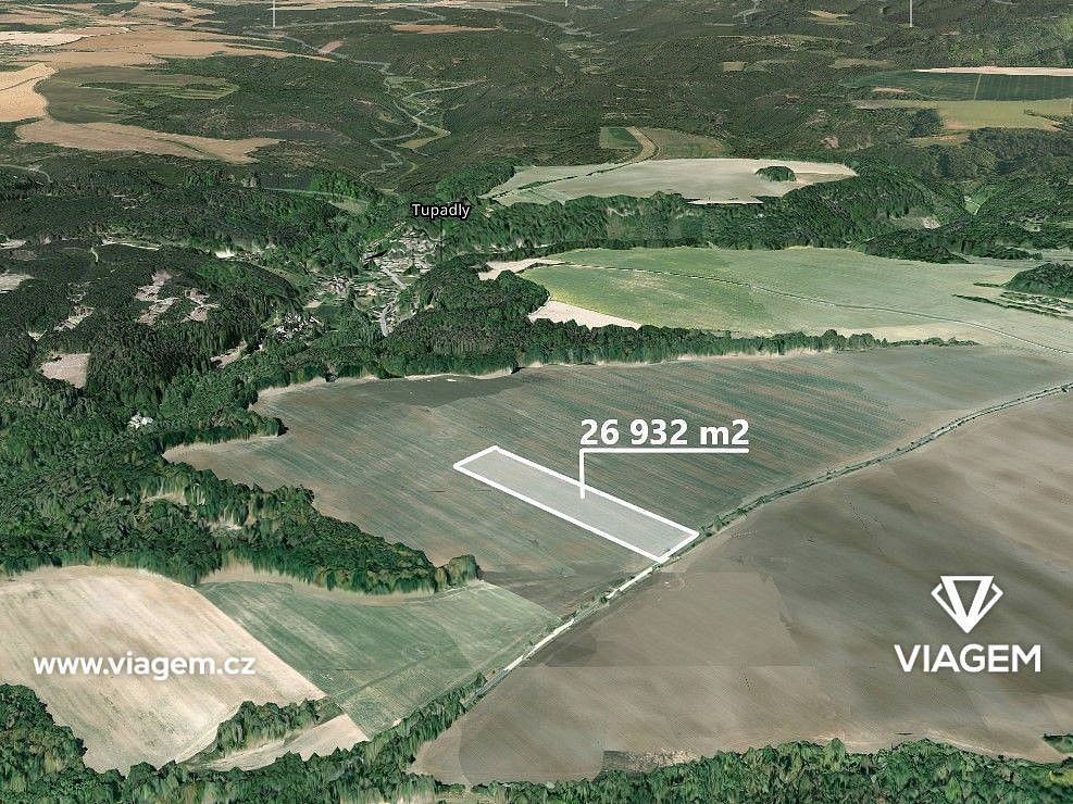 Zemědělský pozemek, 8 977 m²