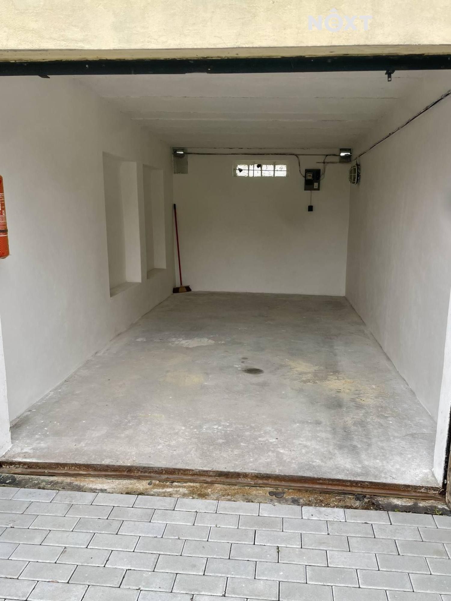 Prodej garáž - Úlibická, Praha, 18 m²