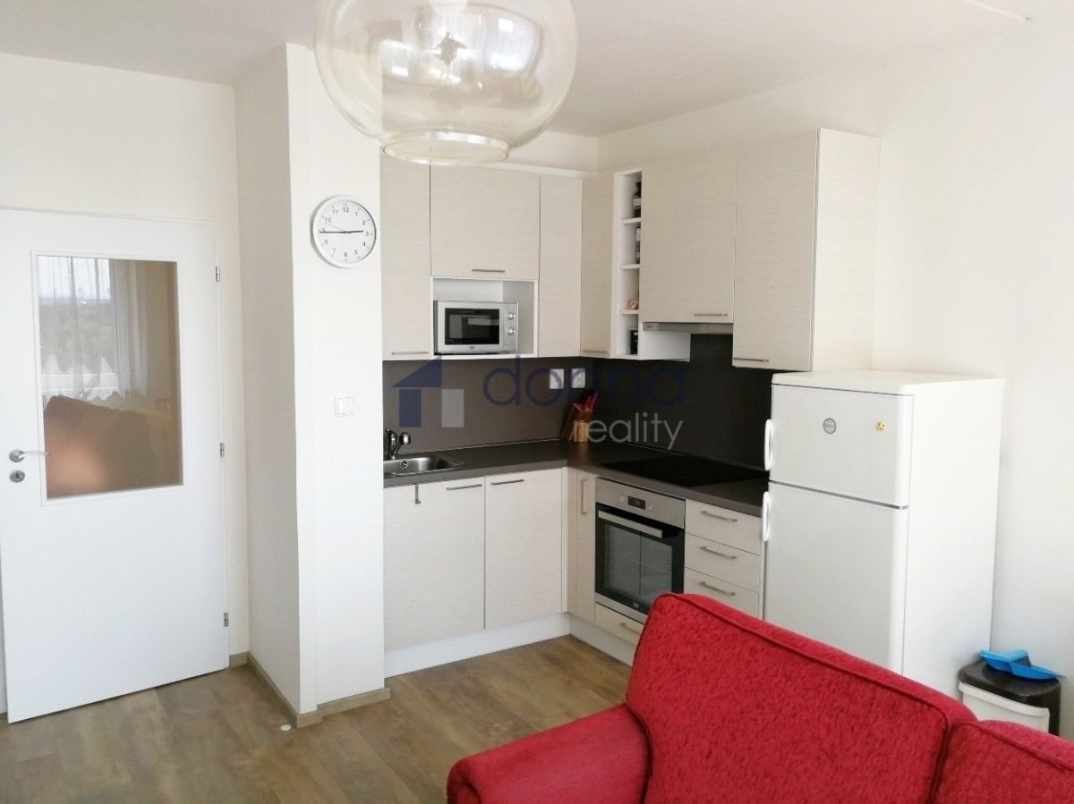 2+kk, Kpt. Stránského, Praha, 44 m²