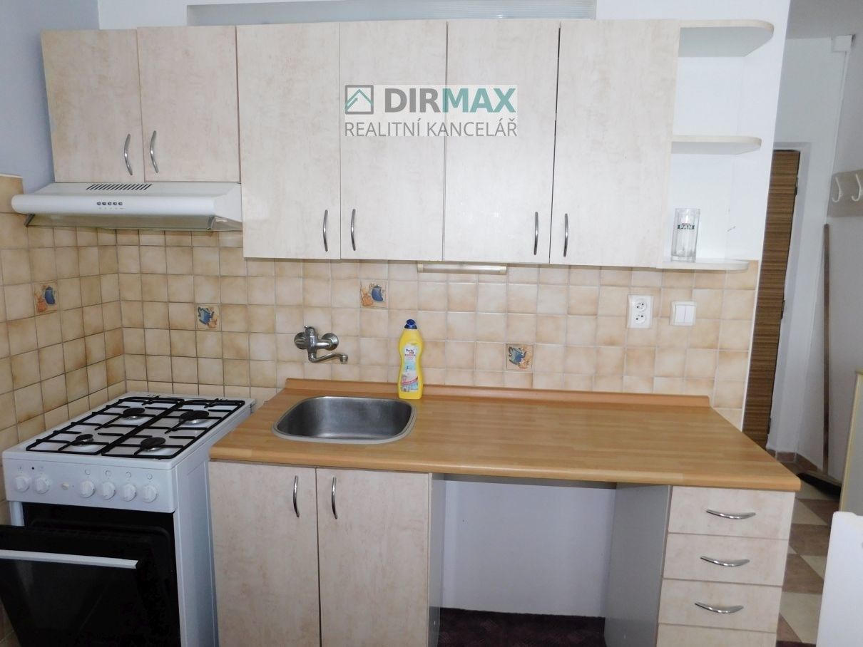 Prodej byt 1+1 - Komenského 1071, Plzeň, 37 m²