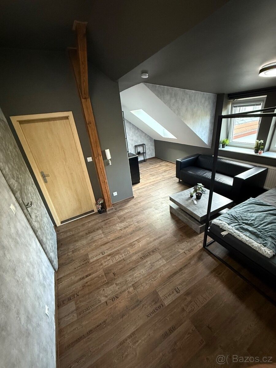 Byty, Krhanice, 257 42