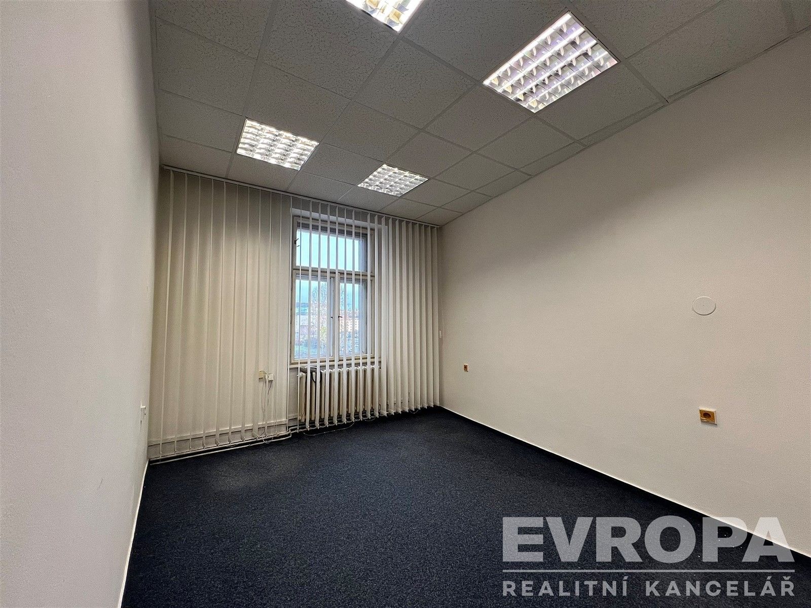 Pronájem kancelář - Jablonského 640, Praha Holešovice, 17 m² - 2
