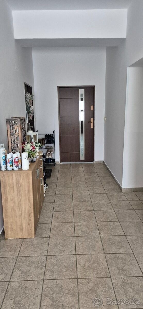 Pronájem byt - Čachovice u Mladé Boleslavě, 294 43