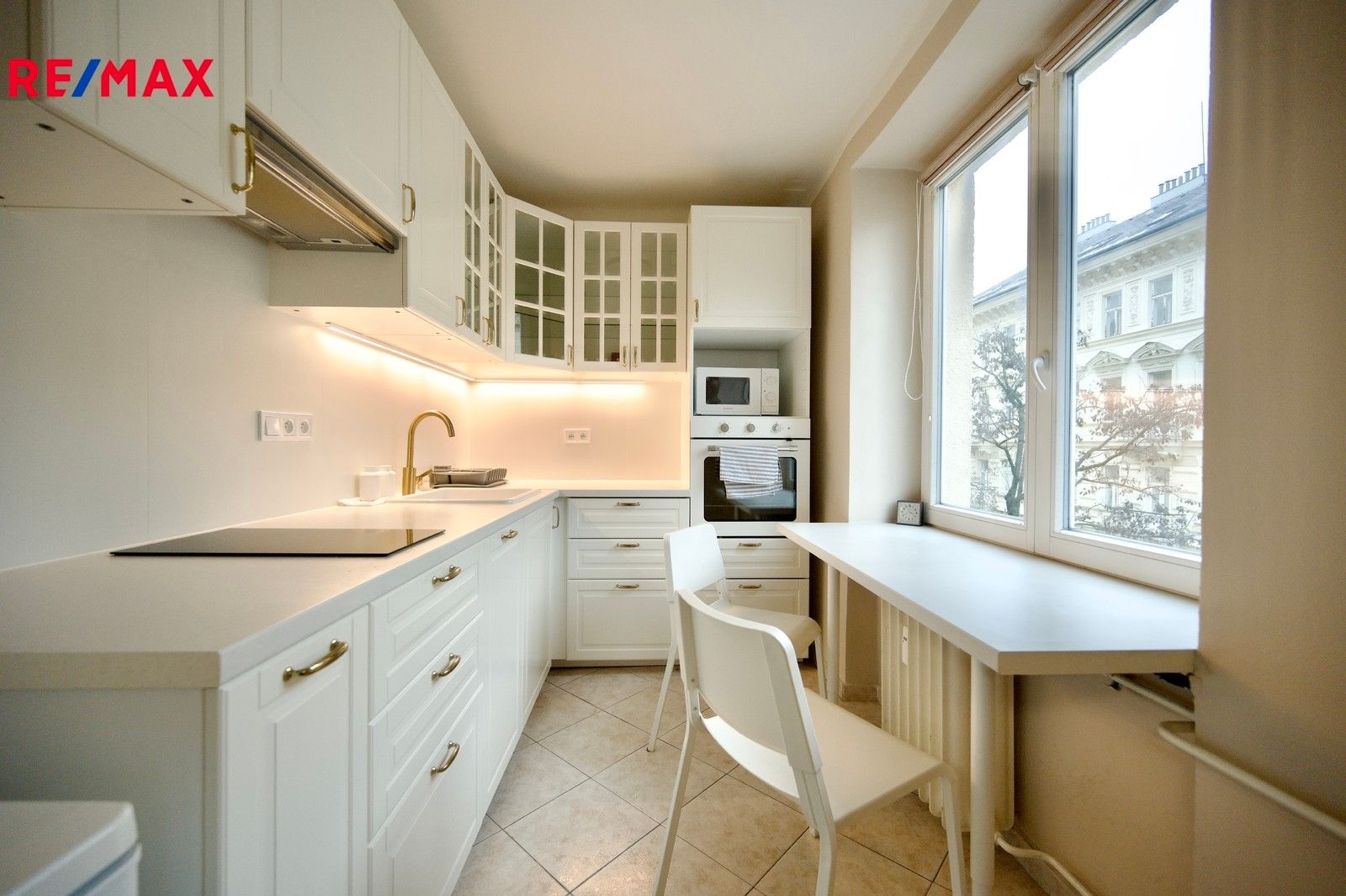 1+1, Vinohradská 1420, Praha, 33 m²