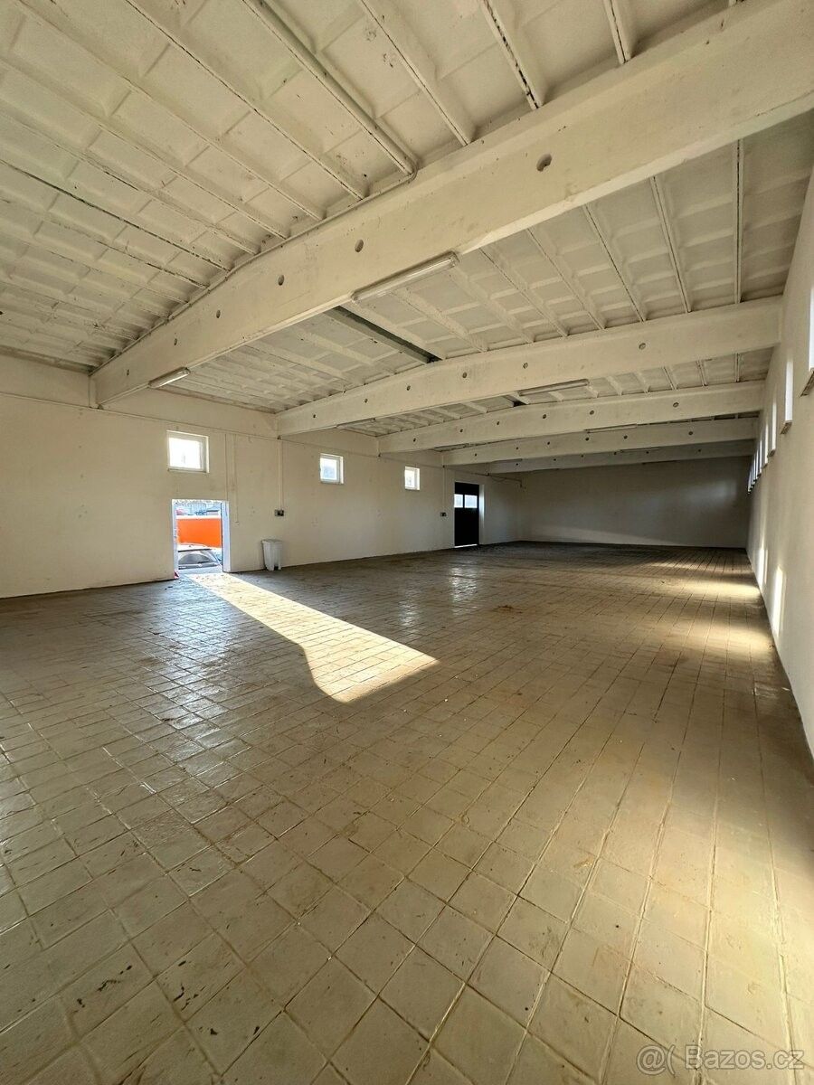 Obchodní prostory, Kladno, 272 03