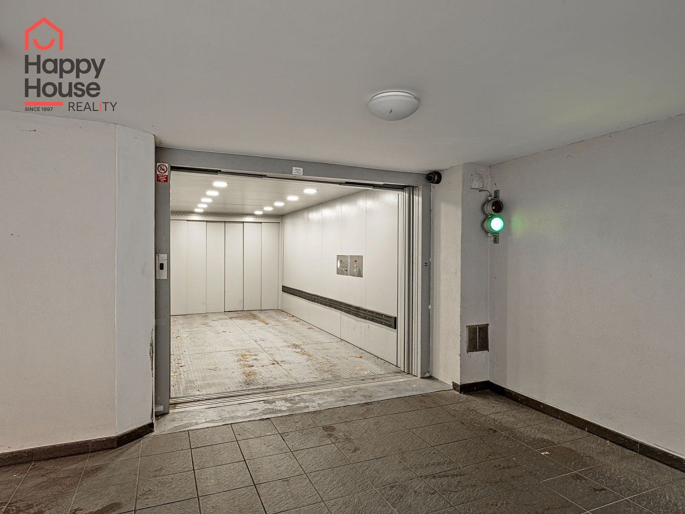 Nemovitost, 12 m²