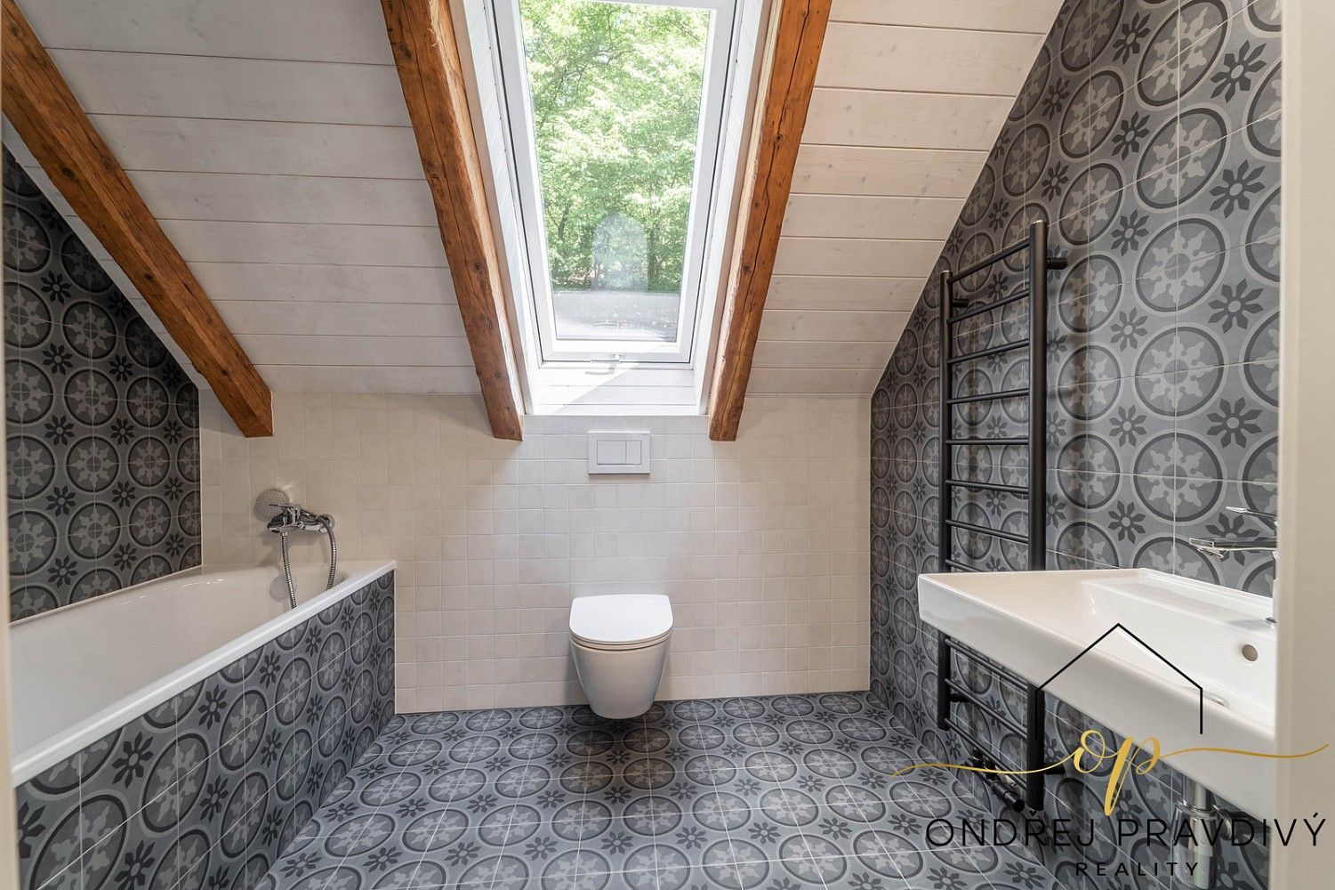 Prodej byt 3+kk - Květoslava Mašity, Všenory, okres Praha-západ, 96 m² - 5