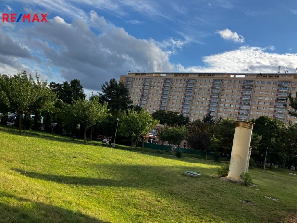 2+kk, Chabařovická, Praha, 47 m²