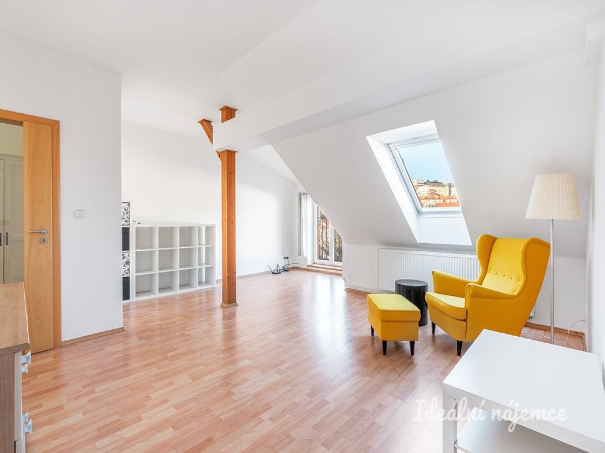 2+kk, Na Folimance, Praha, 77 m²