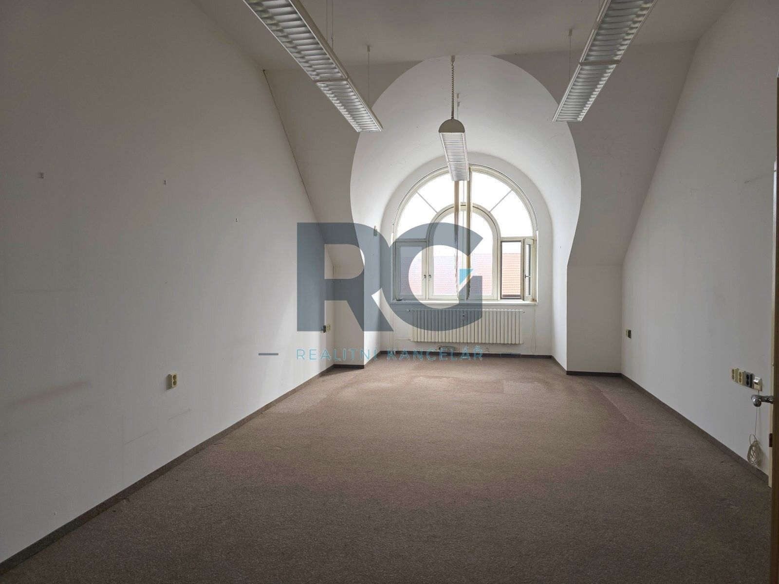 Kanceláře, Velké náměstí 116, Písek, 33 m²