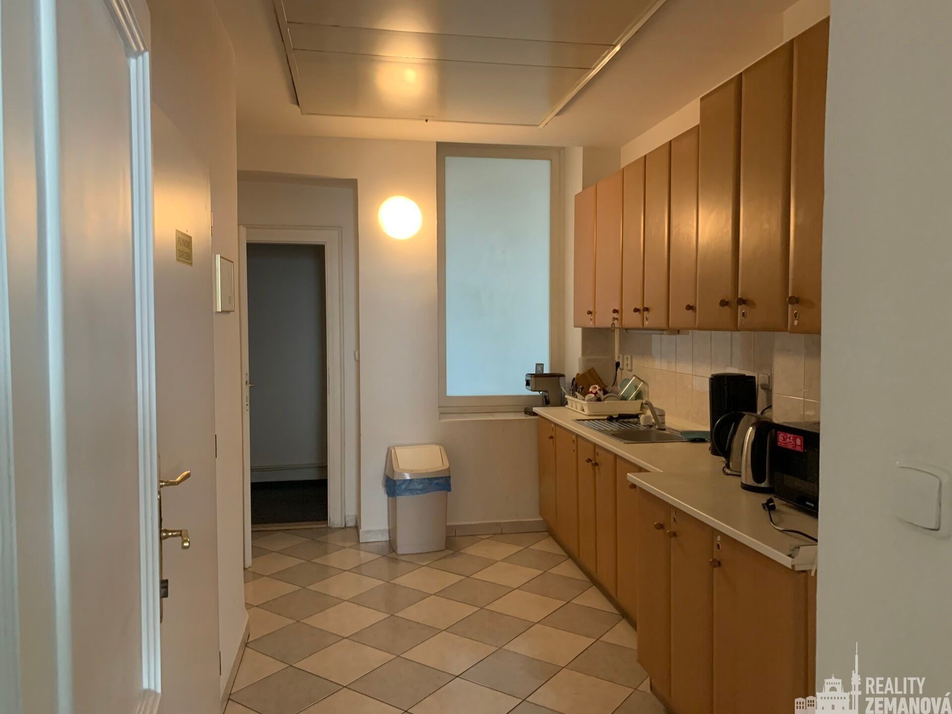 Pronájem kancelář - Rumunská, Praha, 25 m² - 5