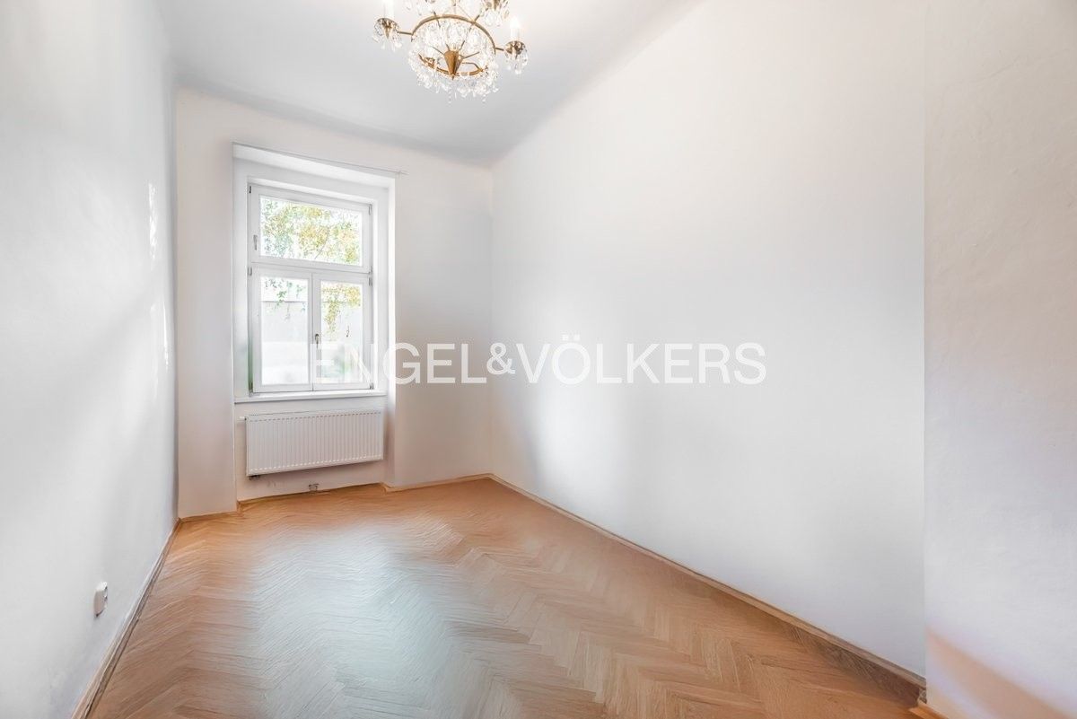 Pronájem byt 3+1 - Ortenovo náměstí, Praha, 70 m²