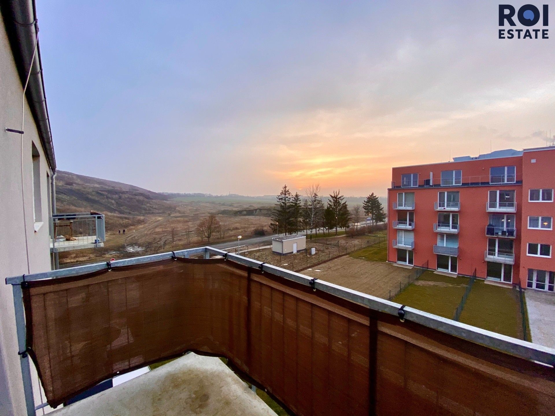 Pronájem byt 1+kk - Ječná, Hostivice, 38 m²