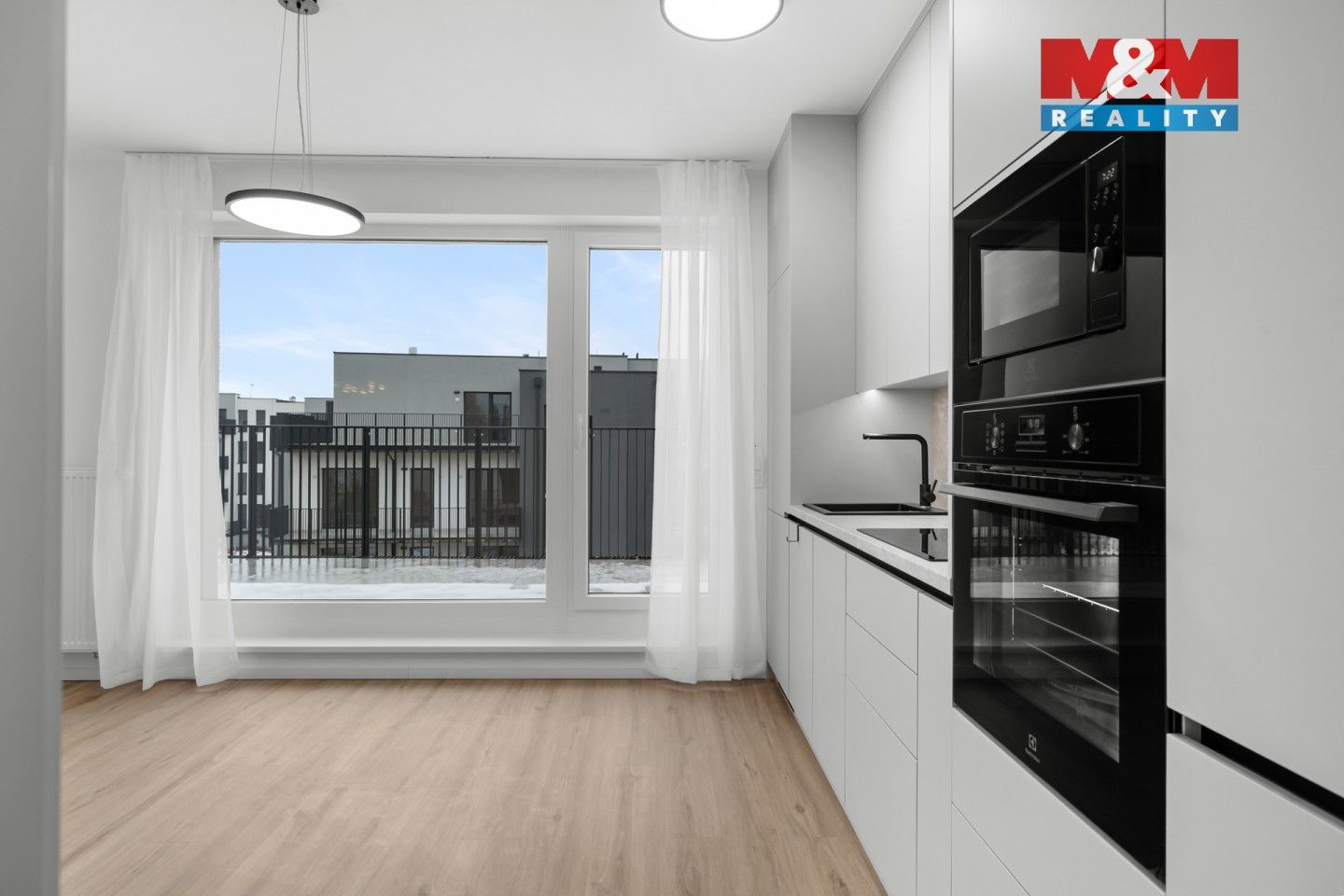 2+kk, Ke křížku, Kladno, 45 m²