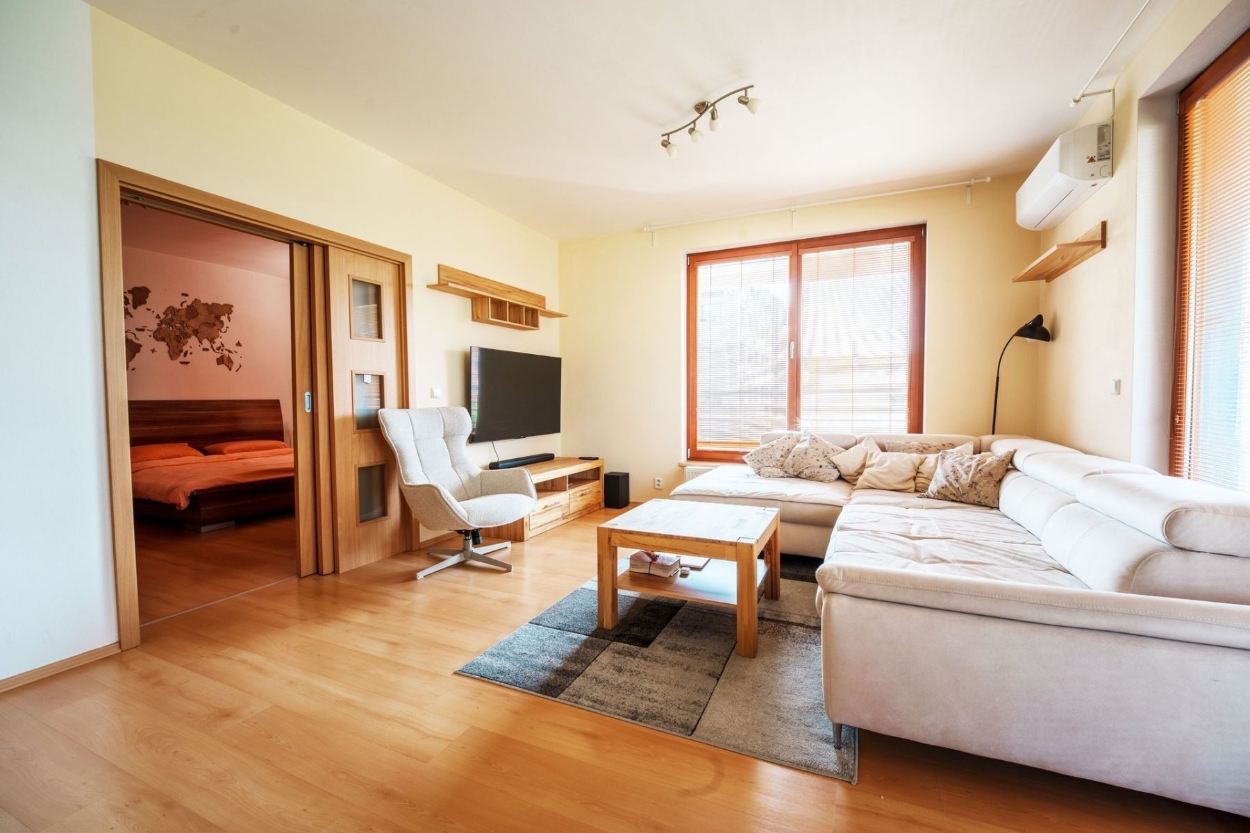2+kk, Jana Přibíka, Praha - Vysočany, 62 m² - 1