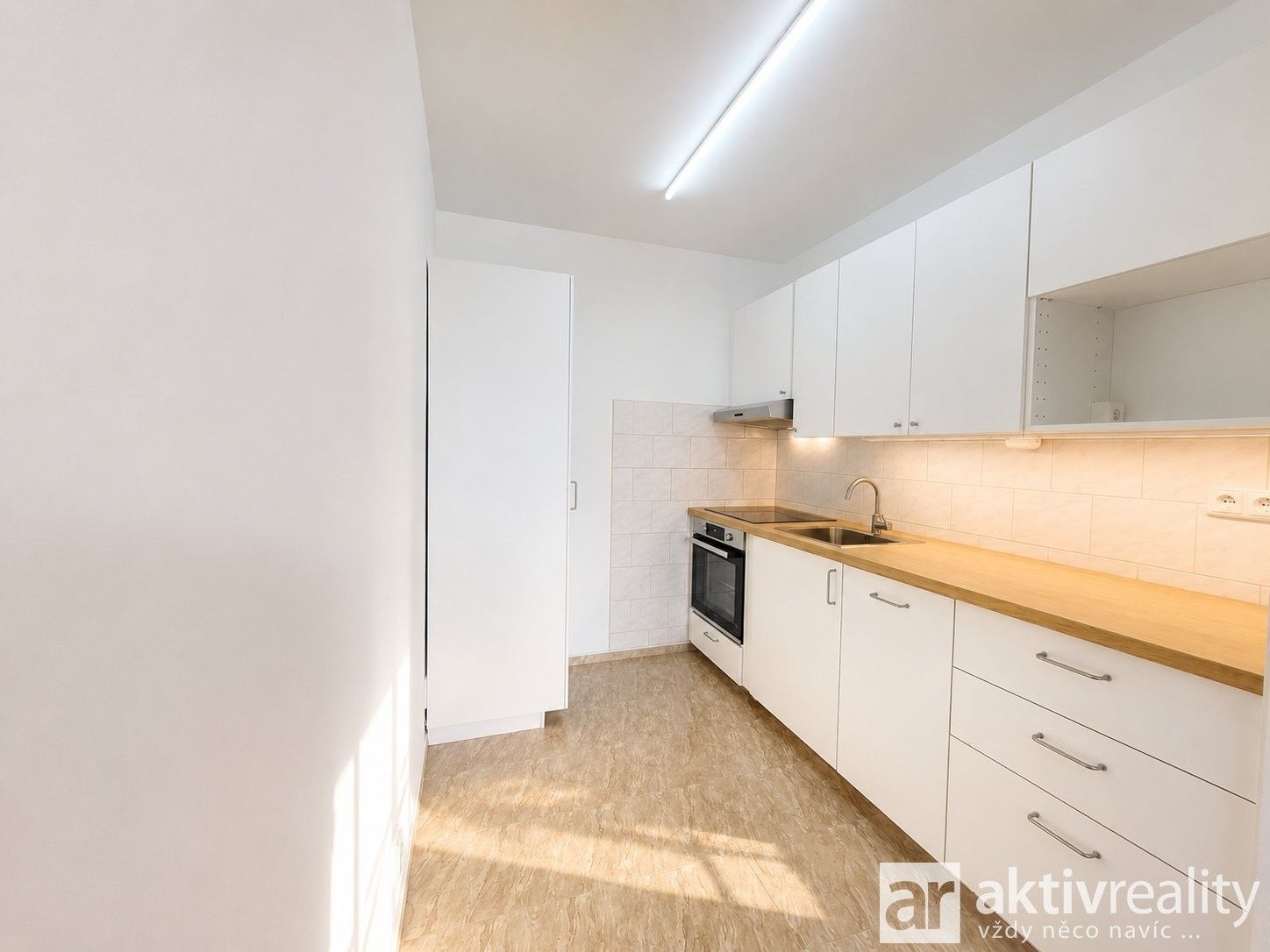 2+kk, 17. listopadu, Neratovice, 40 m² - 1