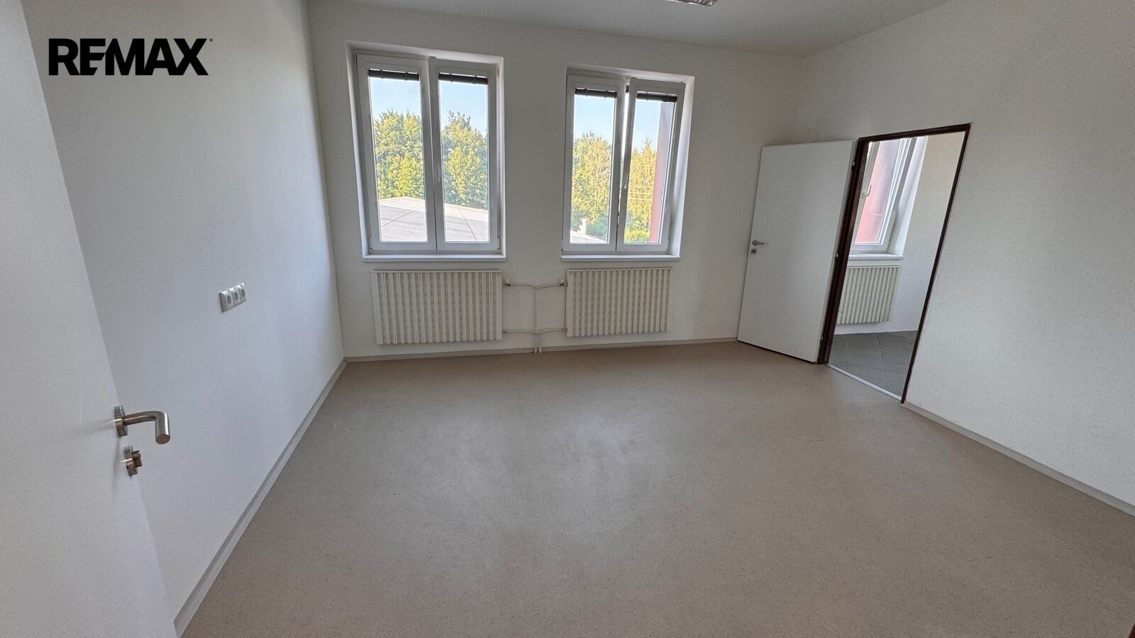 Pronájem kancelář - Myslotínská 1786, Pelhřimov, 16 m² - 5