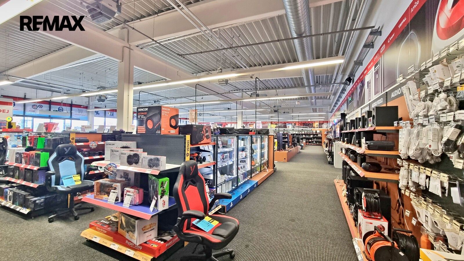 Pronájem obchodní prostory - České Vrbné 2392, České Budějovice 2, 795 m² - 5