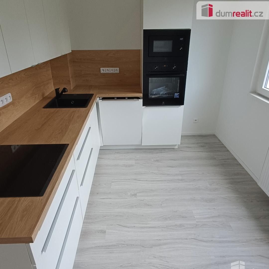 Byt 2+1 · 56 m² · Sídliště, Benešov nad Ploučnicí - 3