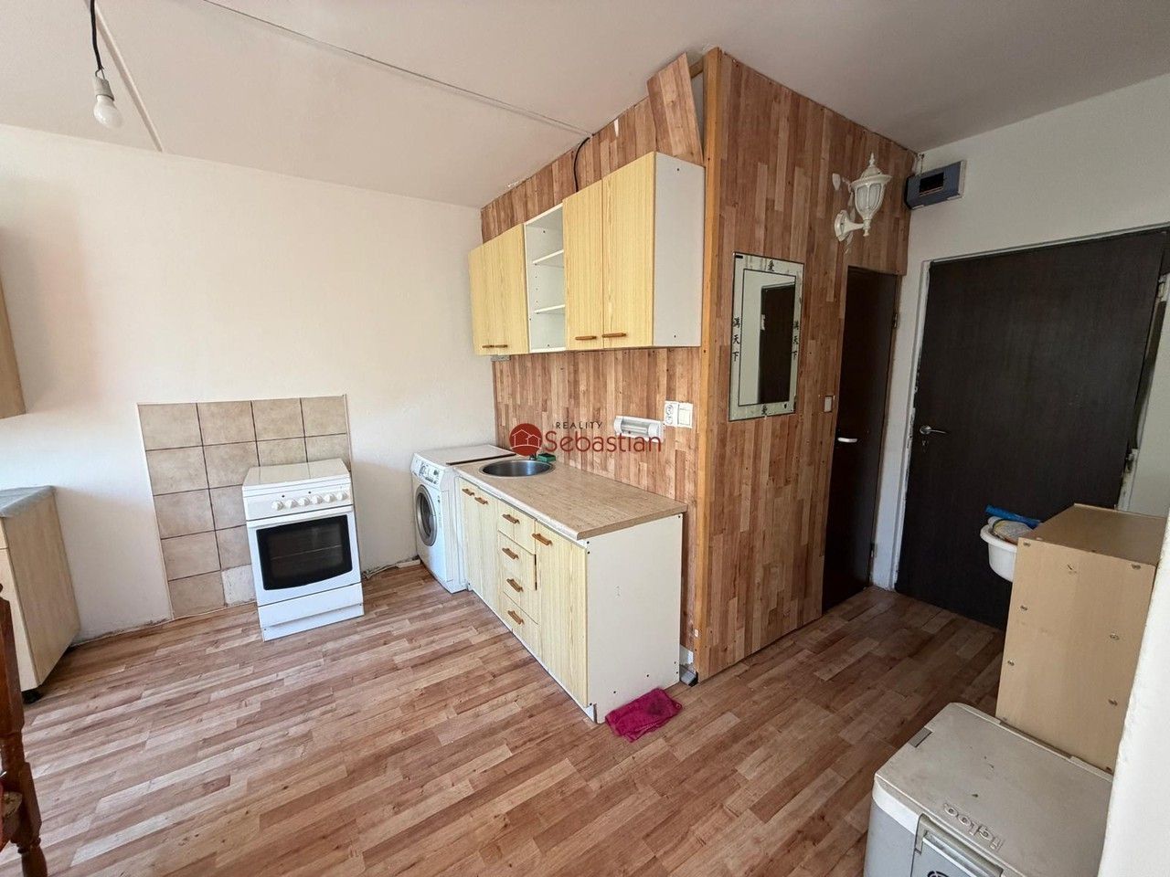 1+1, Školní pěšina, Chomutov, 35 m² - 2
