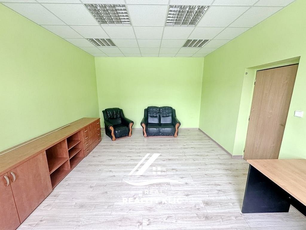 Kanceláře, Ostravská, Hlučín, okres Opava, 22 m² - 2