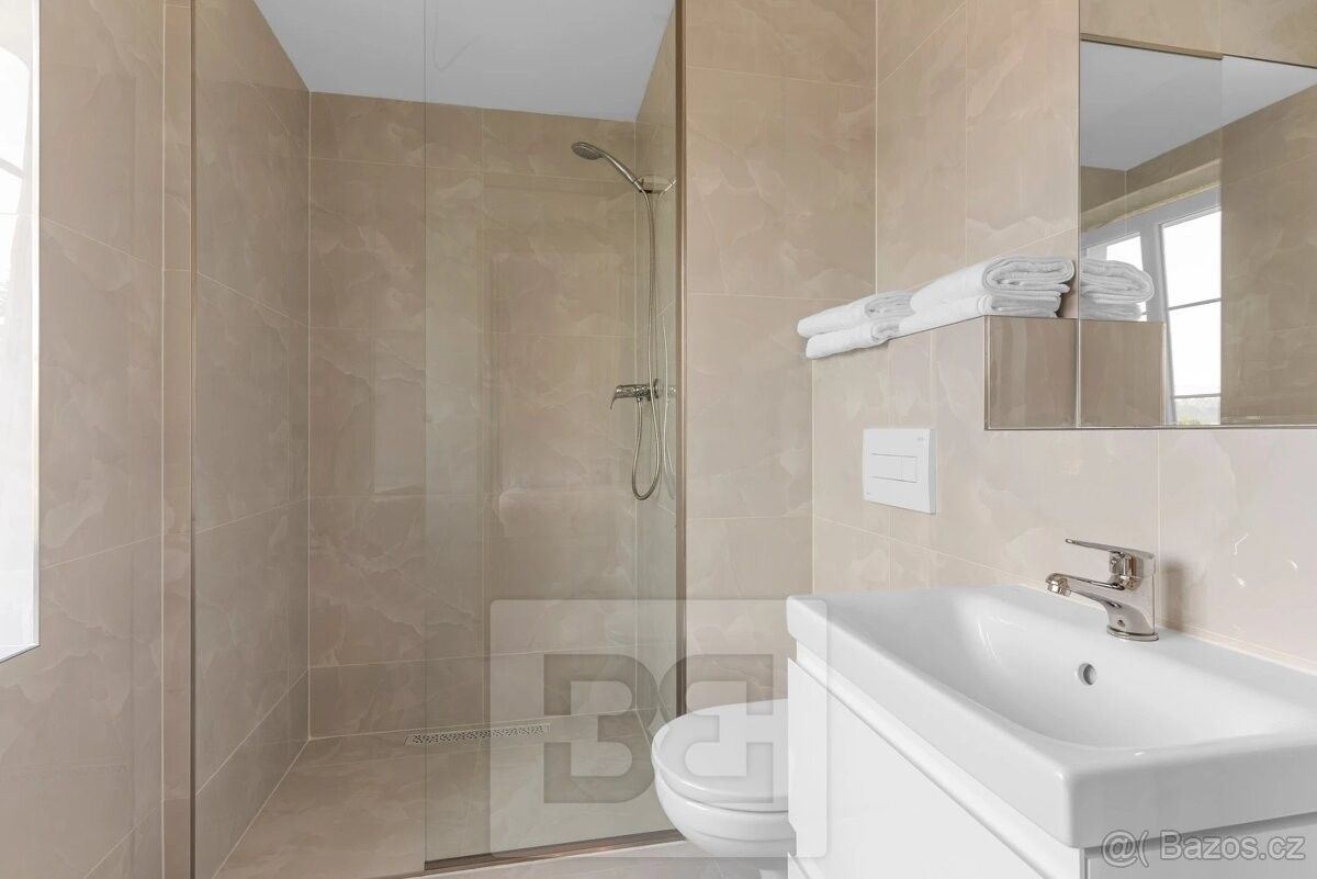 Pronájem byt - Velké Hamry, 468 45