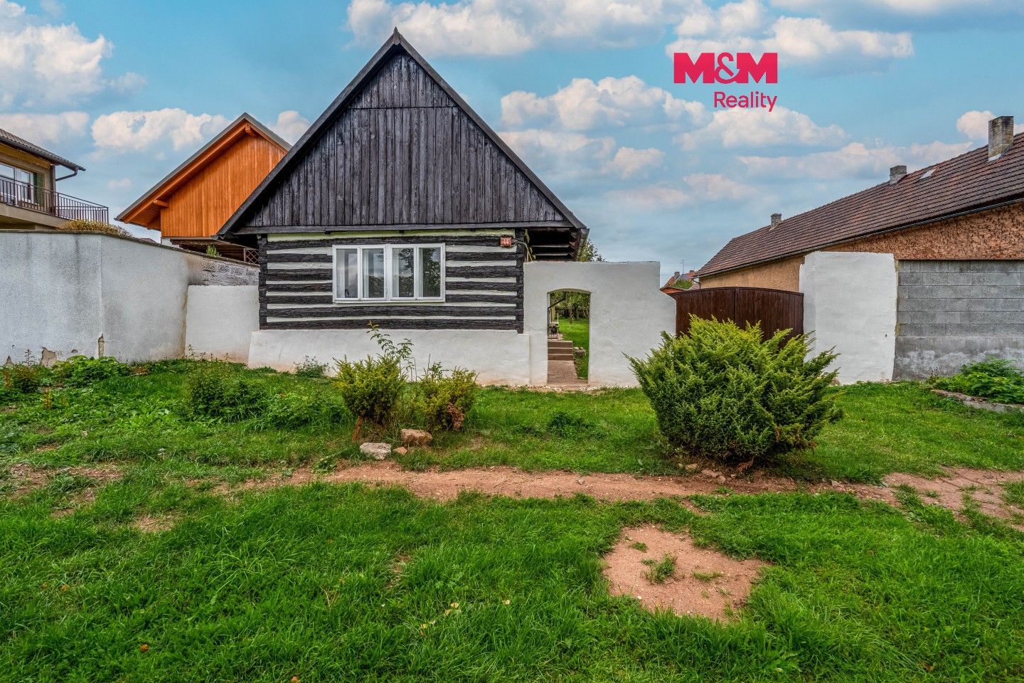 Rodinné domy, Masarykovo nám., Lužná, 165 m² - 1